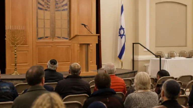 Gubernatorial, congressional candidates clash over affordability at Manchester forum